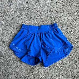 Lululemon Hotty Hot short 2.5”